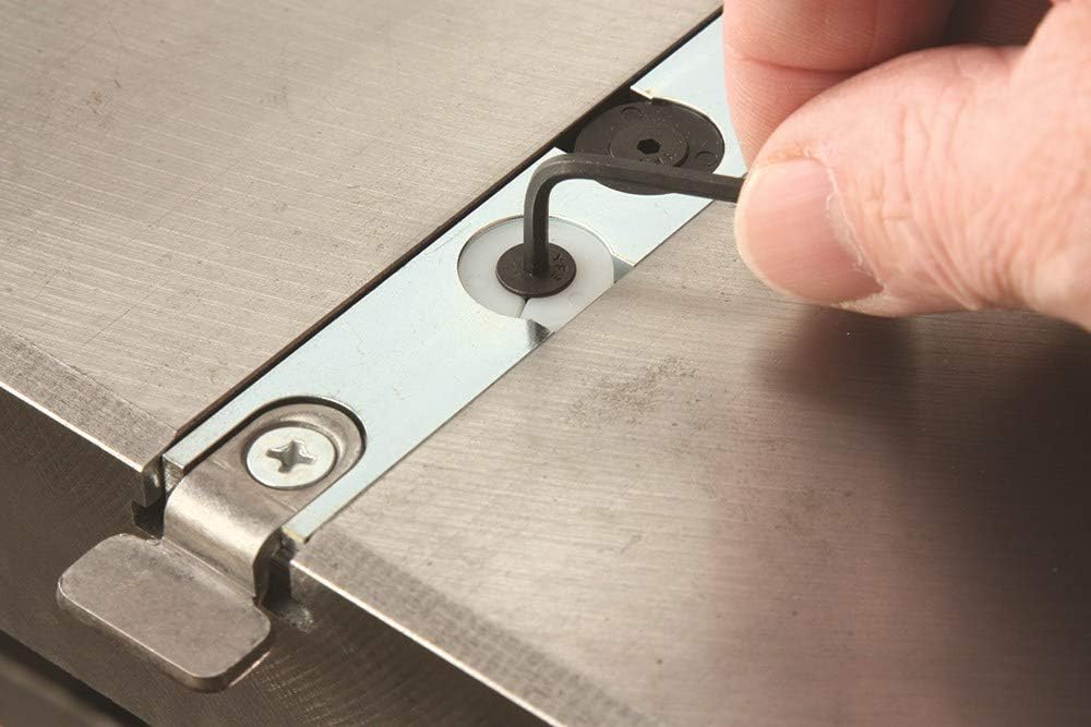 Miter Gauge with Telescoping Fence and Dual Flip Shop Stop