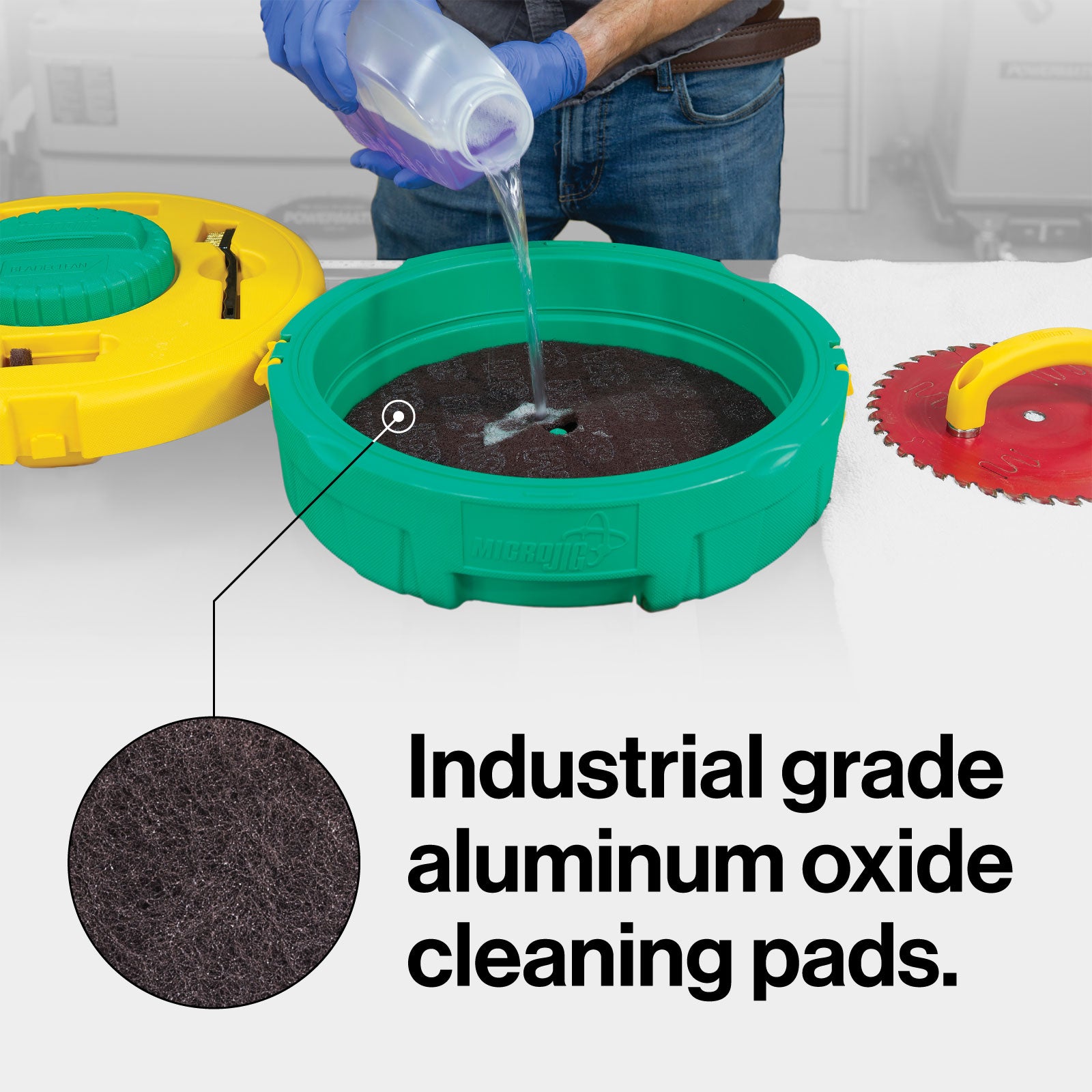 BLADECLEAN Cleaning System