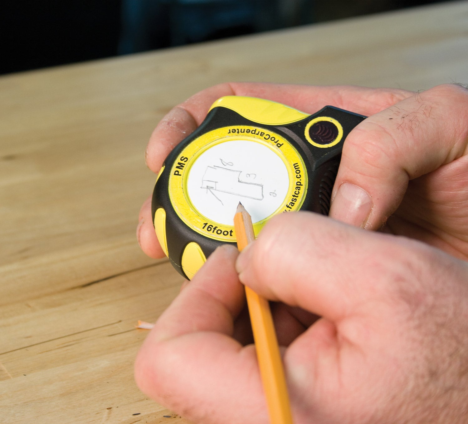 Metric/Standard 16' AutoLock Tape Measure